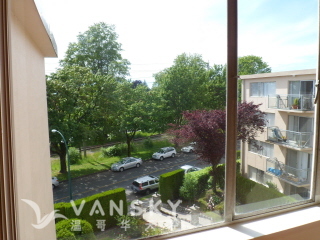 251104114402_top floor view.jpg